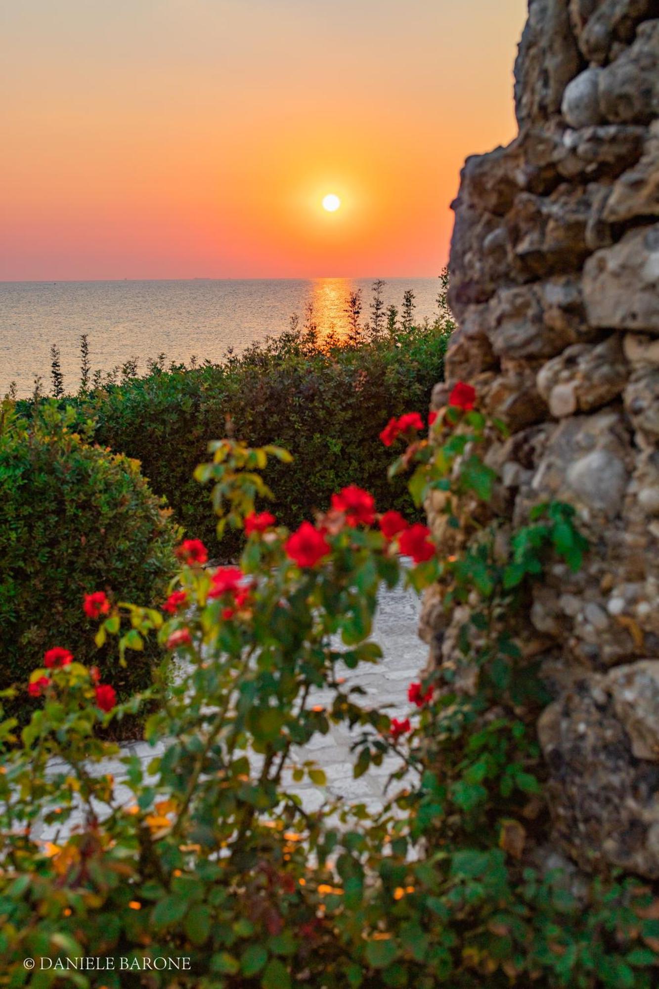Baia Delphis Resort Vasto Exterior foto